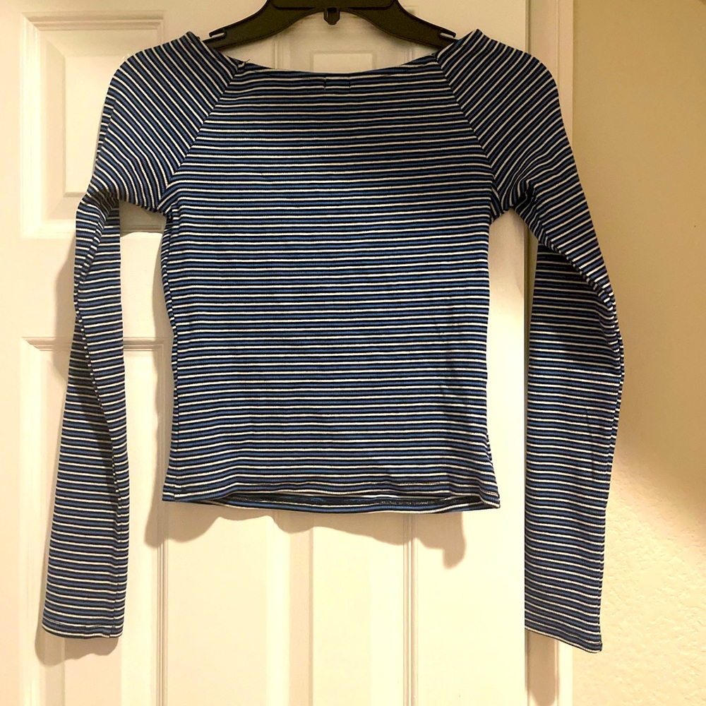 Garage long sleeve crop shirt size Large - Picture 3 of 3